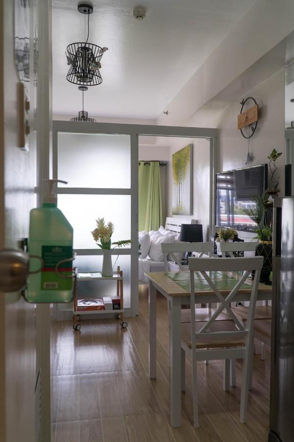 An Oasis In Tagaytay Apartment Tagaytay City Bagian luar foto